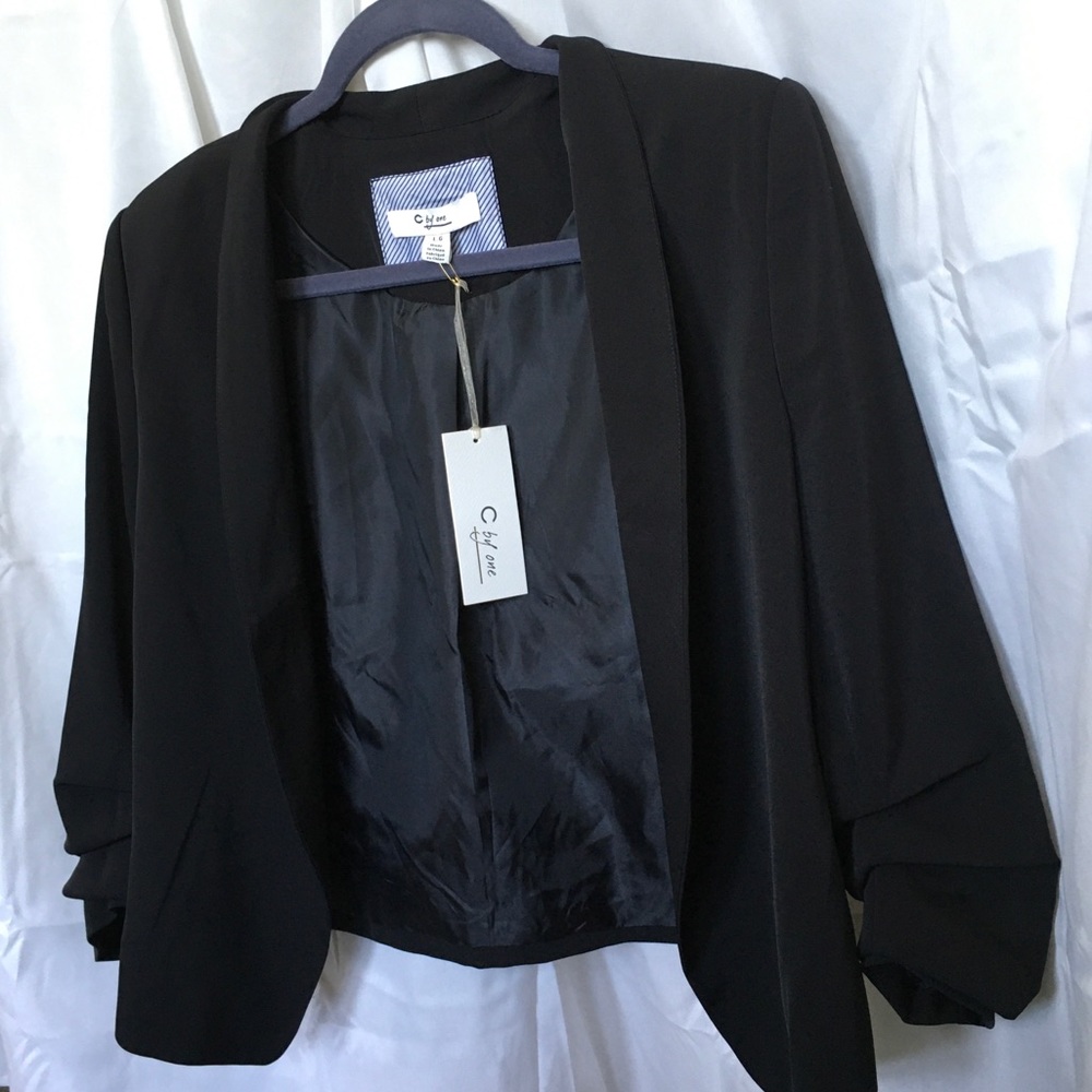 NWT Black Lightweight Blazer